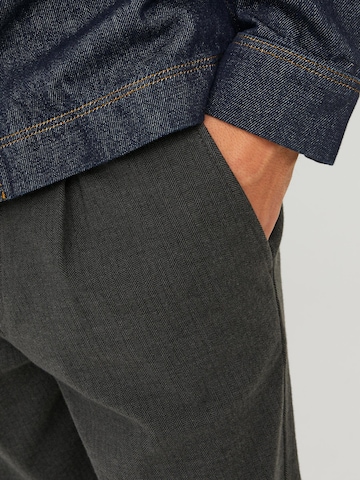 JACK & JONES Tapered Pleat-Front Pants 'JPSTAce JJHarvey' in Grey