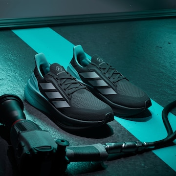 ADIDAS PERFORMANCE - Sapatilha de corrida 'Ultraboost 5 Mercedes AMG Petronas F1 Team' em preto