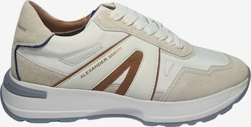 Baskets basses Alexander Smith en blanc : devant