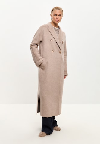 CESARE GASPARI Between-seasons coat in Beige