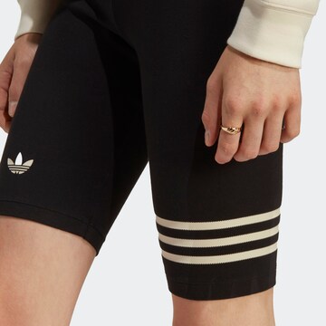 ADIDAS ORIGINALS Slimfit Shorts 'Adicolor Neuclassics Bike' in Schwarz