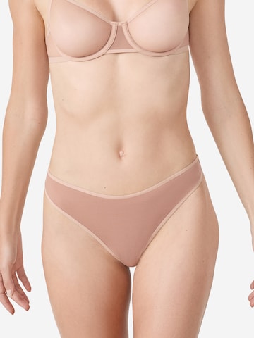 String di ETAM in rosa