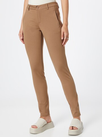 Coupe slim Pantalon chino 'Tessa' Fransa en marron : devant