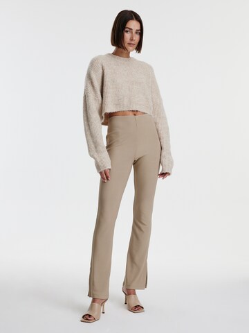 EDITED Flared Trousers 'Zihna' in Beige