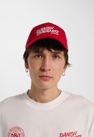 Hummel Hætte 'DBU 26 Fan Dynamite' i rød: forside