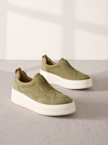 Next - Sapatilhas slip-on em verde