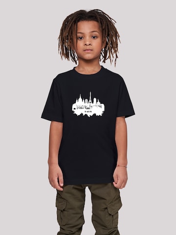 F4NT4STIC Shirt 'Cities Collection - Paris skyline' in Zwart: voorkant