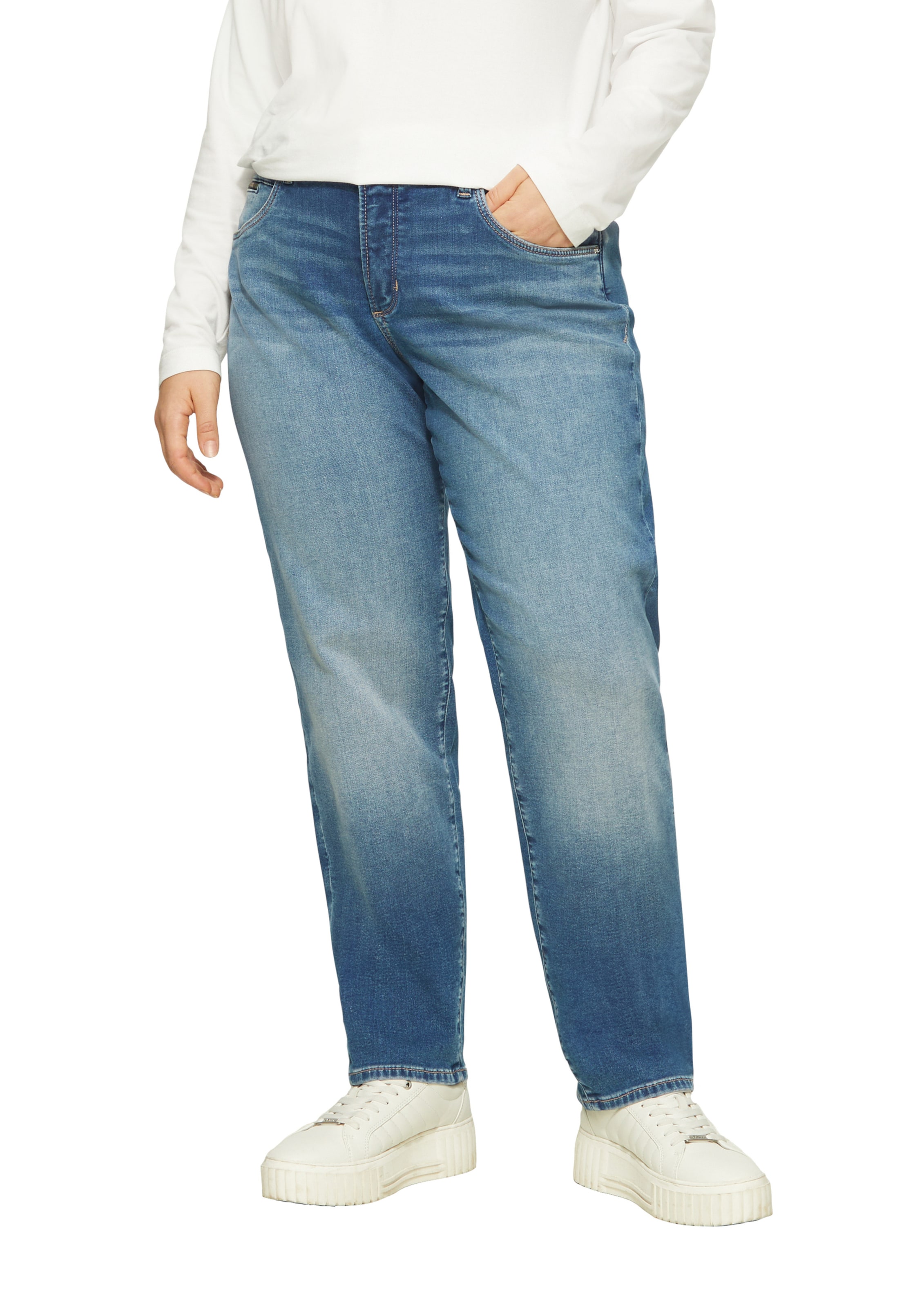 s.Oliver Red Label Plus Tapered Jeans in Blauw: voorkant