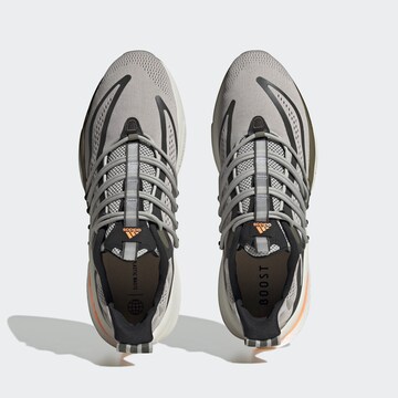 Sneaker bassa 'Alphaboost V1' di ADIDAS SPORTSWEAR in grigio