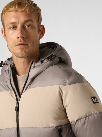 EA7 Emporio Armani Übergangsjacke in Grau