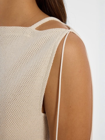 Ana Alcazar Kleid 'Danie' in Weiß