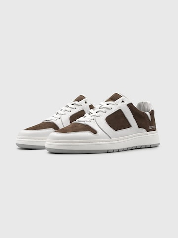 Dutch'D Platform trainers 'Rune' in Brown: front