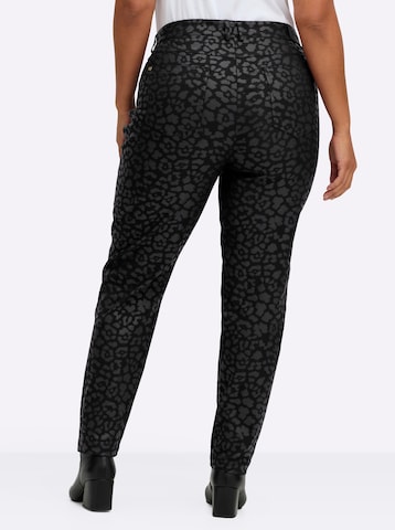 SHEEGO Slimfit Nadrág - fekete