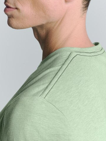 T-Shirt No Excess en vert