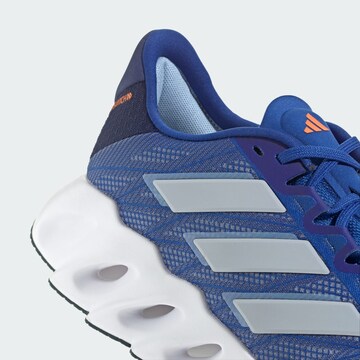 ADIDAS PERFORMANCE Loopschoen 'Switch Fwd 2' in Blauw