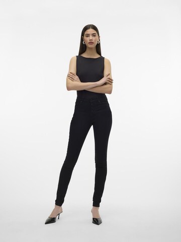 Slimfit Jeans 'ALIA' di VERO MODA in nero