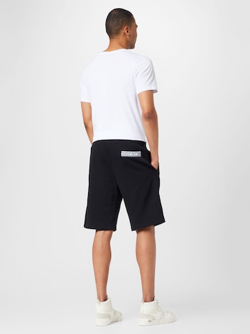 GUESS Regular Shorts 'CLOVIS' in Schwarz