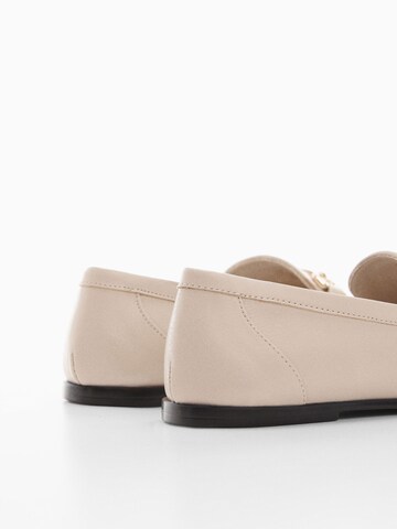 Slipper 'Toledo' di MANGO in beige