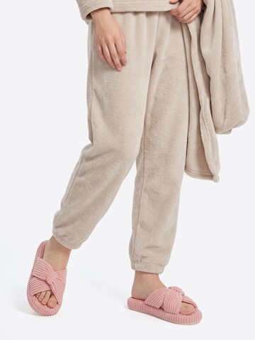 Youecci Slippers 'Corduroy Cross‑Knot House Slippers' in Pink