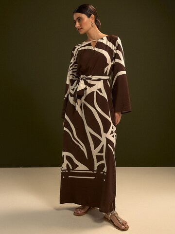 Next Kleid in Braun: Vorderseite