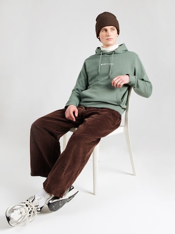 JACK & JONES - Sweatshirt 'JJSKI' em verde
