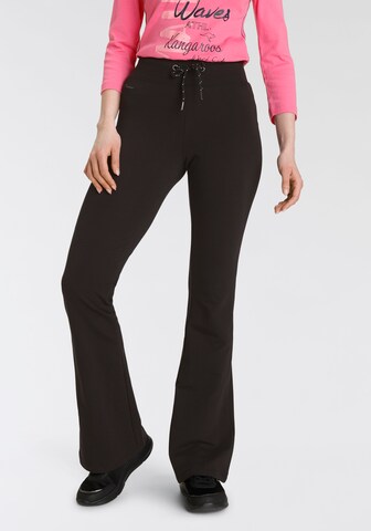 KangaROOS Flared Pants in Black: front