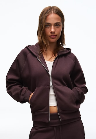 Bershka Collegetakki värissä lila: etupuoli