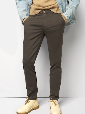 MEYER Regular Chino in Braun: Vorderseite