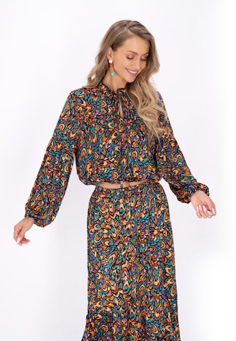 IZIA Pluus, värv roheline: eest vaates