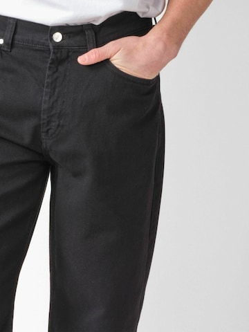 Klitmøller Regular Trousers ' Bastian ' in Black