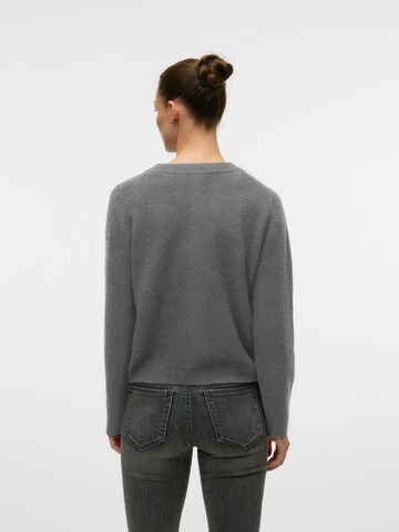 VERO MODA Gebreid vest 'VMFIONA' in Grijs