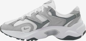 Nike Sportswear Platform trainers 'Runinspo' in White: front