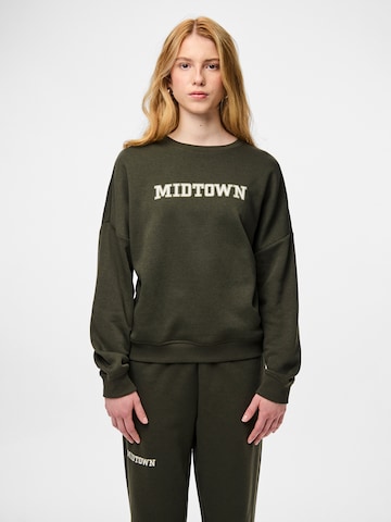 Sweat-shirt 'PCRISSO' PIECES en vert : devant