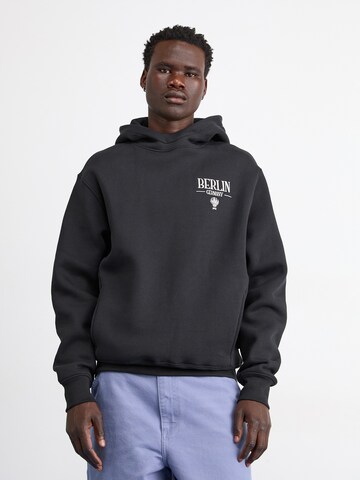 Felpa 'Berlin Candy' di ALPHA INDUSTRIES in nero