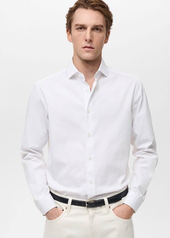 MANGO MAN Regular fit Button Up Shirt 'Donosti' in White: front