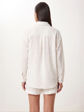 Happiness İstanbul - Roupa de casa em branco