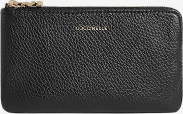 Coccinelle Kulturtasche 'COCCINELLE C-Me Softy 1' in Schwarz: Vorderseite