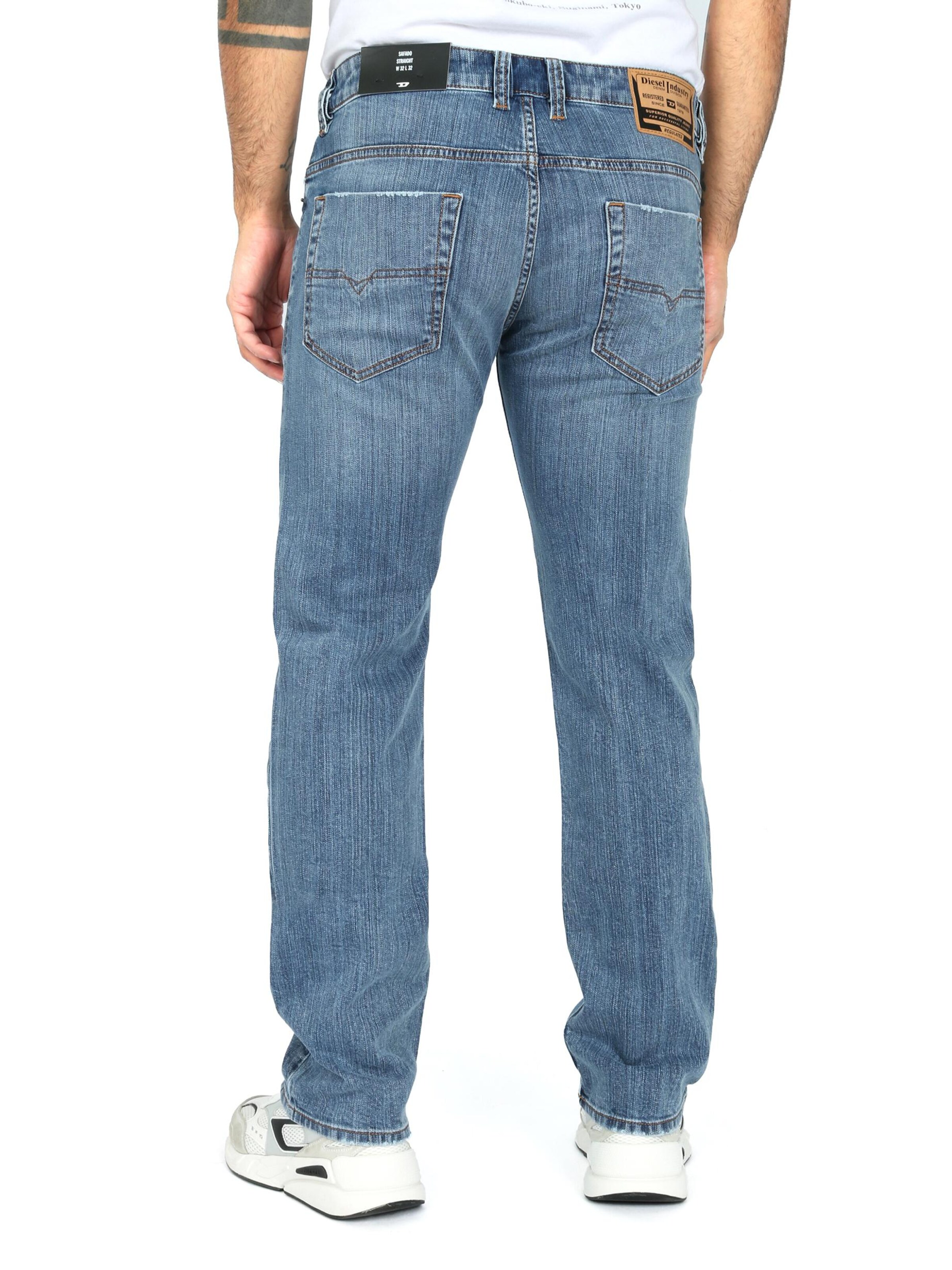 DIESEL Slimfit Jeans 'Straight SAFADO-X'‌ in Blau