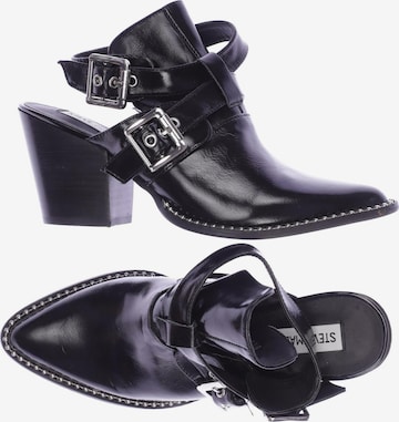 STEVE MADDEN Sandals & High-Heeled Sandals in 37 in Black: front