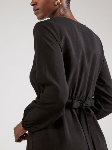 Rochie 'Fenna' de la ABOUT YOU pe negru