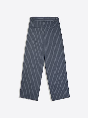 Bershka Barrel Hose in Blau