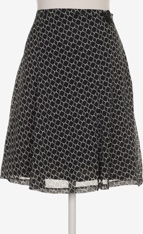 Avoca Skirt in M in Black: front