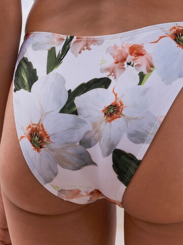 B by Ted Baker Spodní díl plavek – bílá