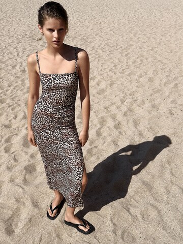 Robe Bershka en marron