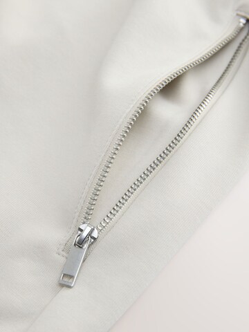 Next regular Bukser i grå