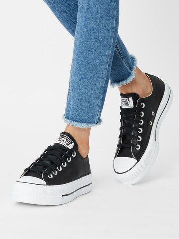 CONVERSE Σνίκερ χαμηλό 'CHUCK TAYLOR ALL STAR LIFT OX LEATHER' σε μαύρο