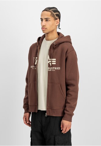 Veste de survêtement ALPHA INDUSTRIES en marron : devant