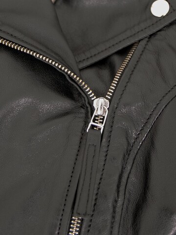 Jilani Übergangsjacke 'Vela'‌‌‌‌‌‌‌‌ in Schwarz