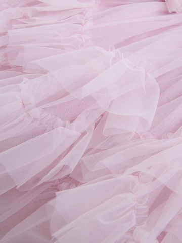 Robe Baker by Ted Baker en rose