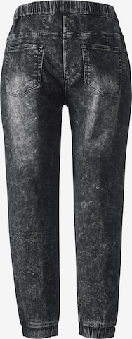 Angel of Style Tapered Jeans in Grey